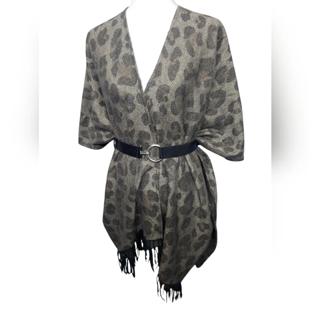 Woolrich Leopard Print Poncho Fringe One Size